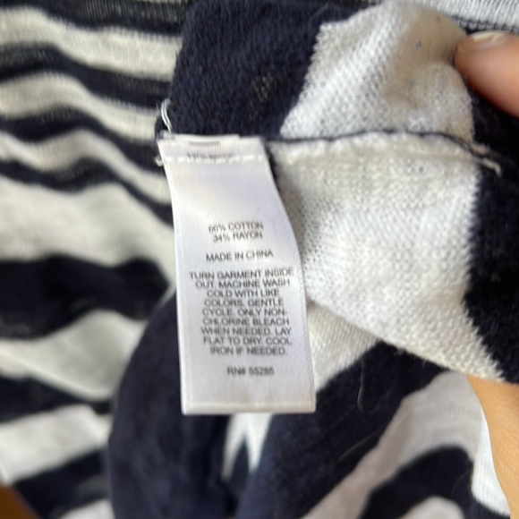 Navy and white striped sweater from express. Size small. - Picture 5 of 6